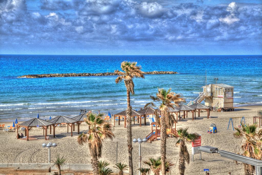 Designed Beach Apartments Tel Aviv Exterior photo