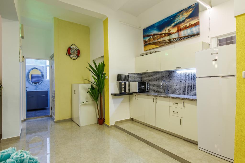 Designed Beach Apartments Tel Aviv Room photo